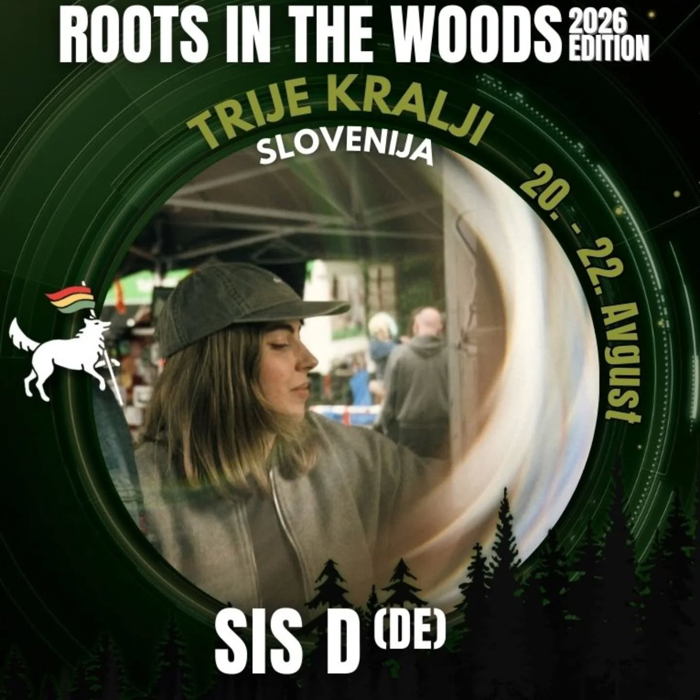 ganja_tree_roots_in_the_woods